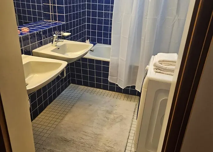 Apartman Gemuetliche 2-zimmer-ferienwohnung Mit Wohnzimmer, Dusche & Kueche, Schlafzimmer Trier